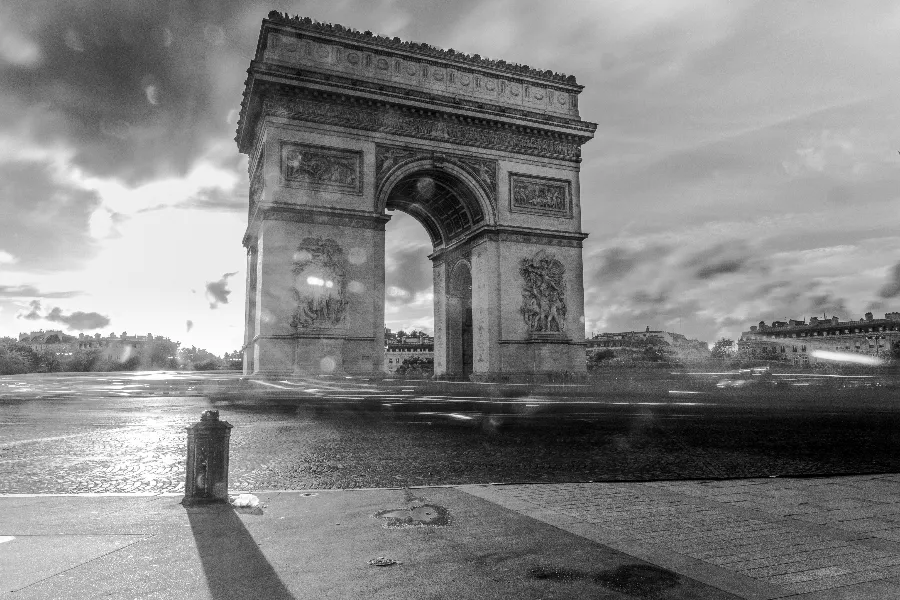 arc-de-triomphe-ckr-photographie L'immobile devant les chutes de skogafoss